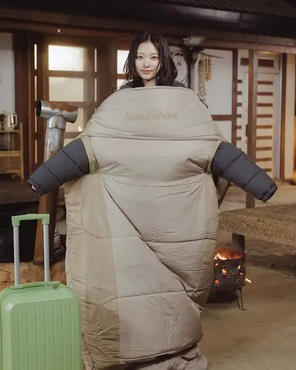 C4KmkdTJ5FJ